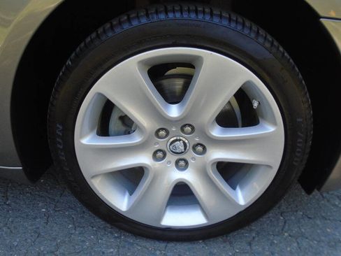Used 2009 Jaguar XF Luxury RWD image 33