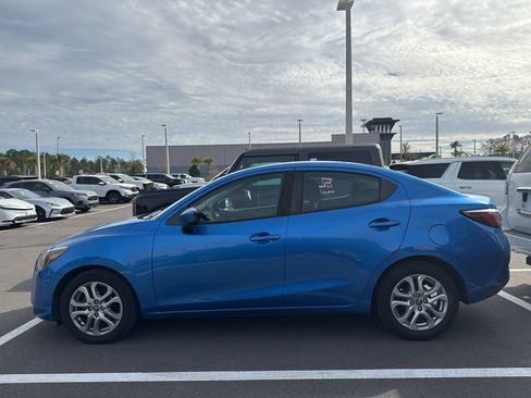 Used 2018 Toyota Yaris iA image 4