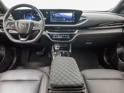 Used 2025 Buick Envista Avenir FWD image 28