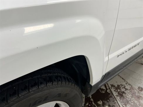 Used 2015 Jeep Patriot Sport w/ Tire & Wheel Group image 27