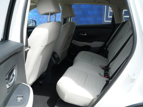 New 2026 Honda HR-V LX image 18