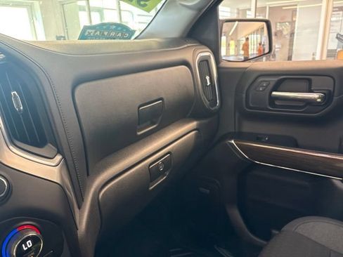 Used 2021 Chevrolet Silverado 1500 LT Trail Boss w/ Convenience Package II AWD/4WD image 42