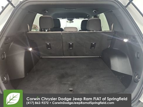 Used 2026 GMC Terrain Elevation AWD/4WD image 30