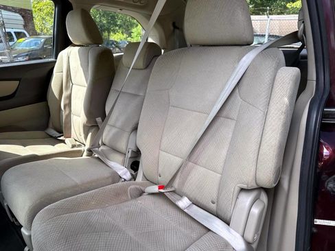 Used 2016 Honda Odyssey SE image 10