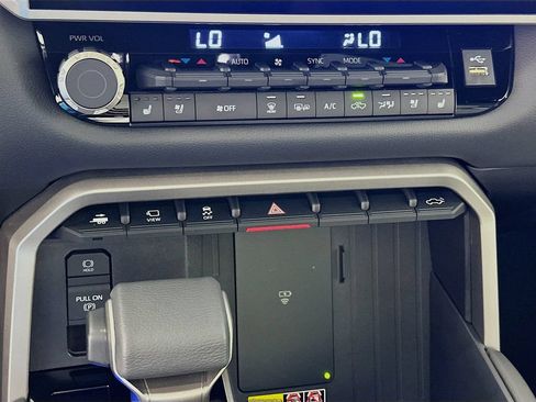 Certified 2026 Toyota Tundra Limited RWD image 16