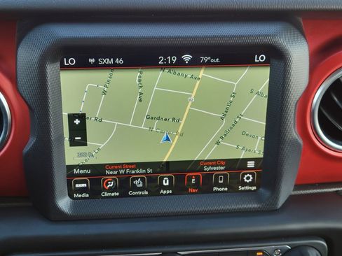 Used 2020 Jeep Gladiator Rubicon image 25