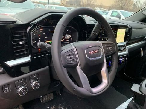 New 2026 GMC Sierra 1500 SLE AWD/4WD image 14