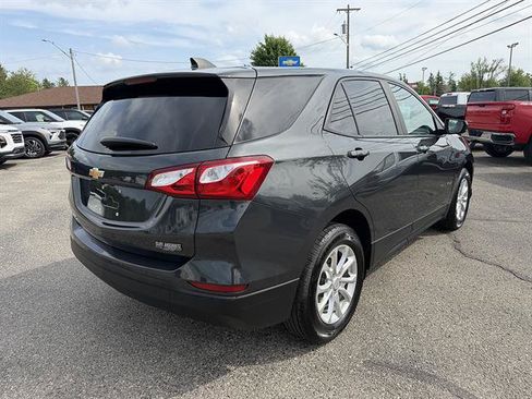 Used 2020 Chevrolet Equinox LS w/ LS Convenience Package FWD image 8