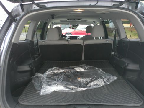 Used 2018 Honda Pilot Touring image 33