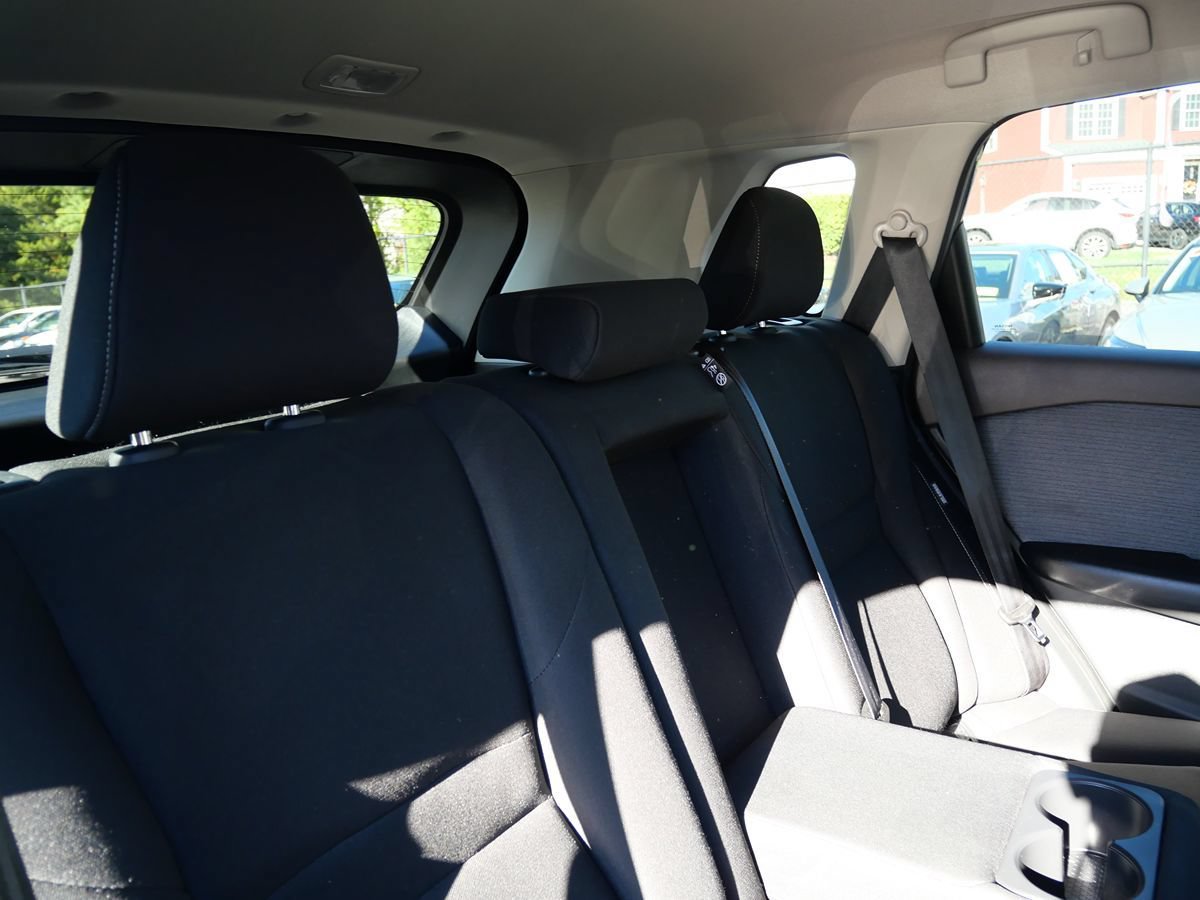 Used 2023 Nissan Rogue S AWD/4WD image 28