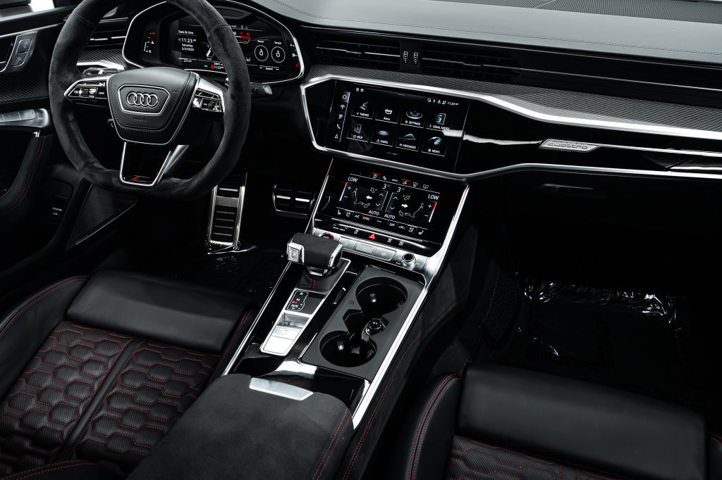 Used 2022 Audi RS 7 Sportback w/ Black Optic Package AWD/4WD image 26