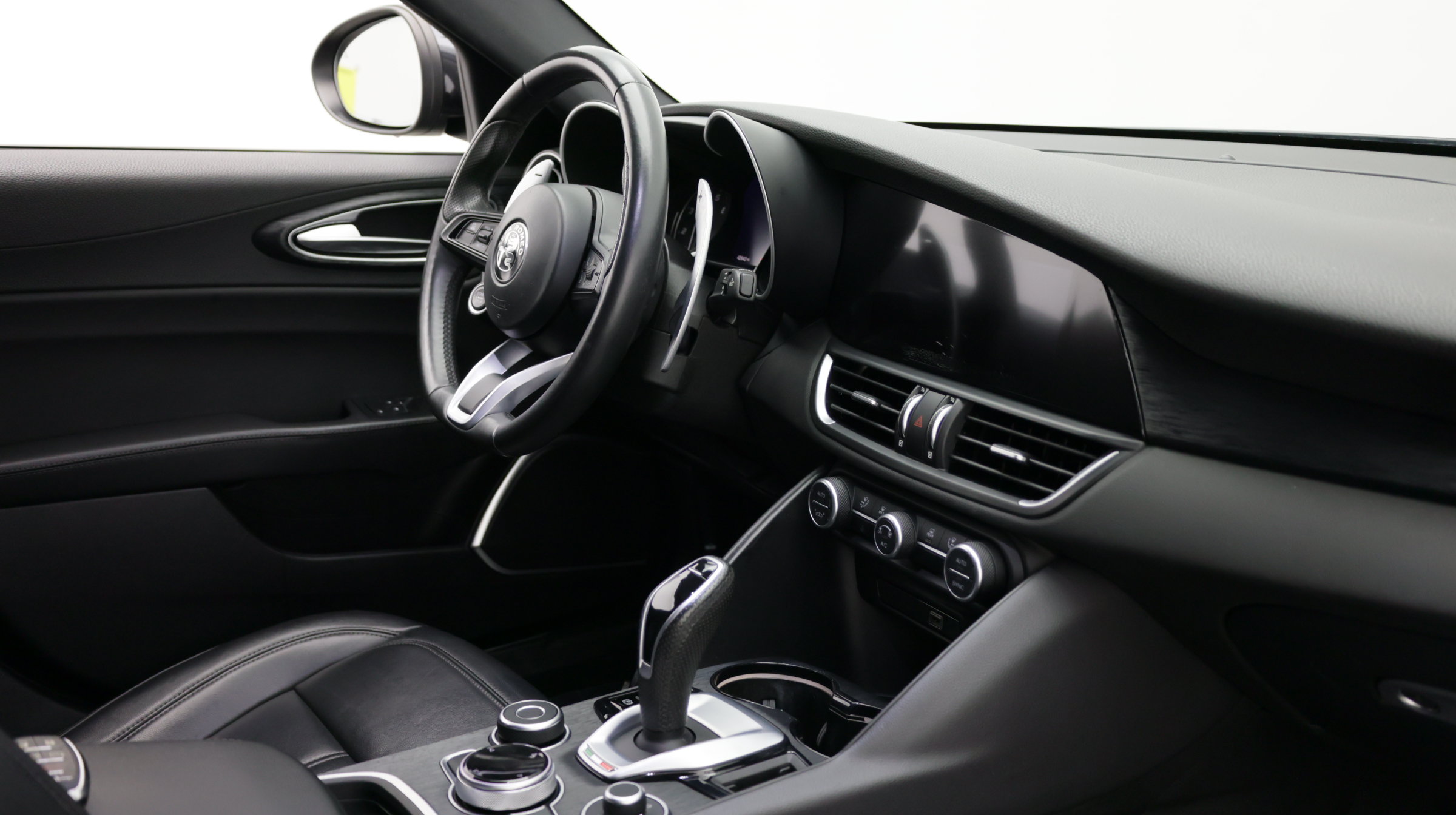 Used 2022 Alfa Romeo Giulia Sprint RWD image 35