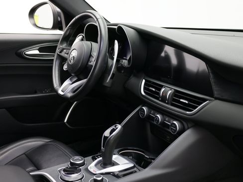 Used 2022 Alfa Romeo Giulia Sprint RWD image 35
