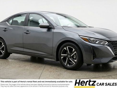Used 2025 Nissan Sentra SV image 1