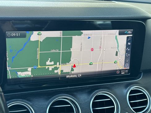 Certified 2019 Mercedes-Benz E 300 image 17
