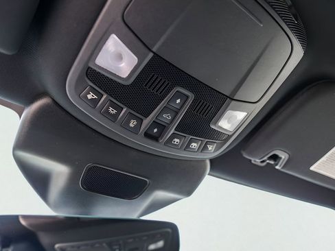 Used 2020 Lincoln Nautilus Reserve FWD image 21