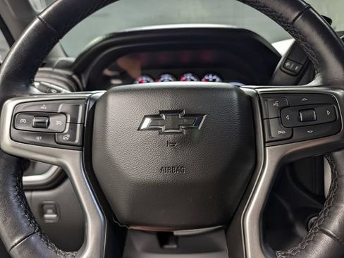 Used 2021 Chevrolet Silverado 1500 LT Trail Boss w/ Bed Protection Package AWD/4WD image 18