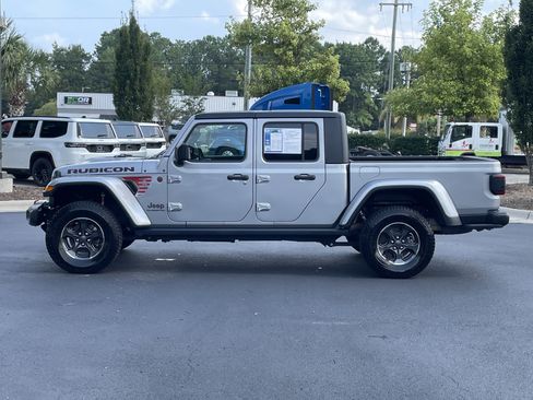 Used 2020 Jeep Gladiator Rubicon AWD/4WD image 6