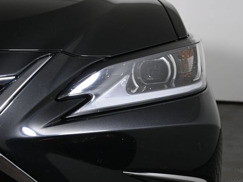 Used 2023 Lexus ES 350 w/ Premium Package FWD image 11