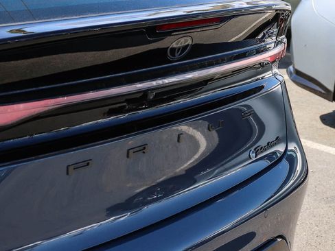 Used 2024 Toyota Prius Prime FWD image 12