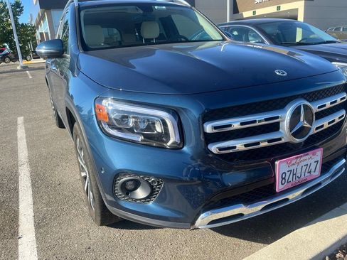 Used 2021 Mercedes-Benz GLB 250 4MATIC image 3