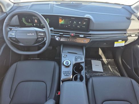New 2026 Kia Sportage EX AWD/4WD image 13