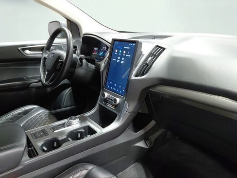 Used 2024 Ford Edge Titanium AWD/4WD image 17