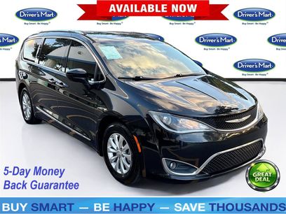 Used 2018 Chrysler Pacifica Touring-L