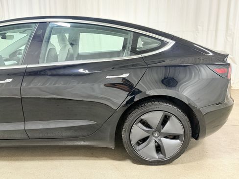 Used 2018 Tesla Model 3 Long Range image 5