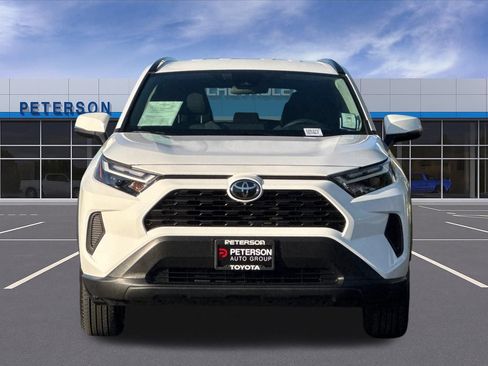 Used 2025 Toyota RAV4 XLE AWD/4WD image 10