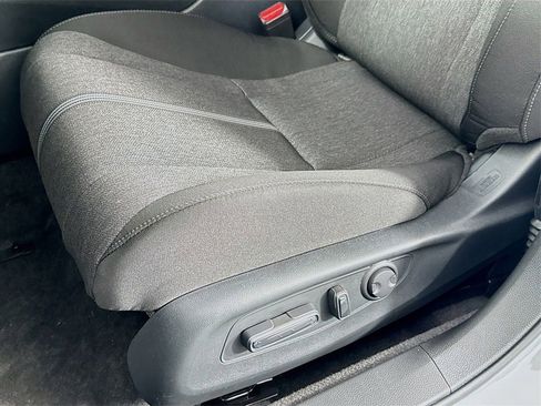 Used 2025 Honda Accord Sport image 30