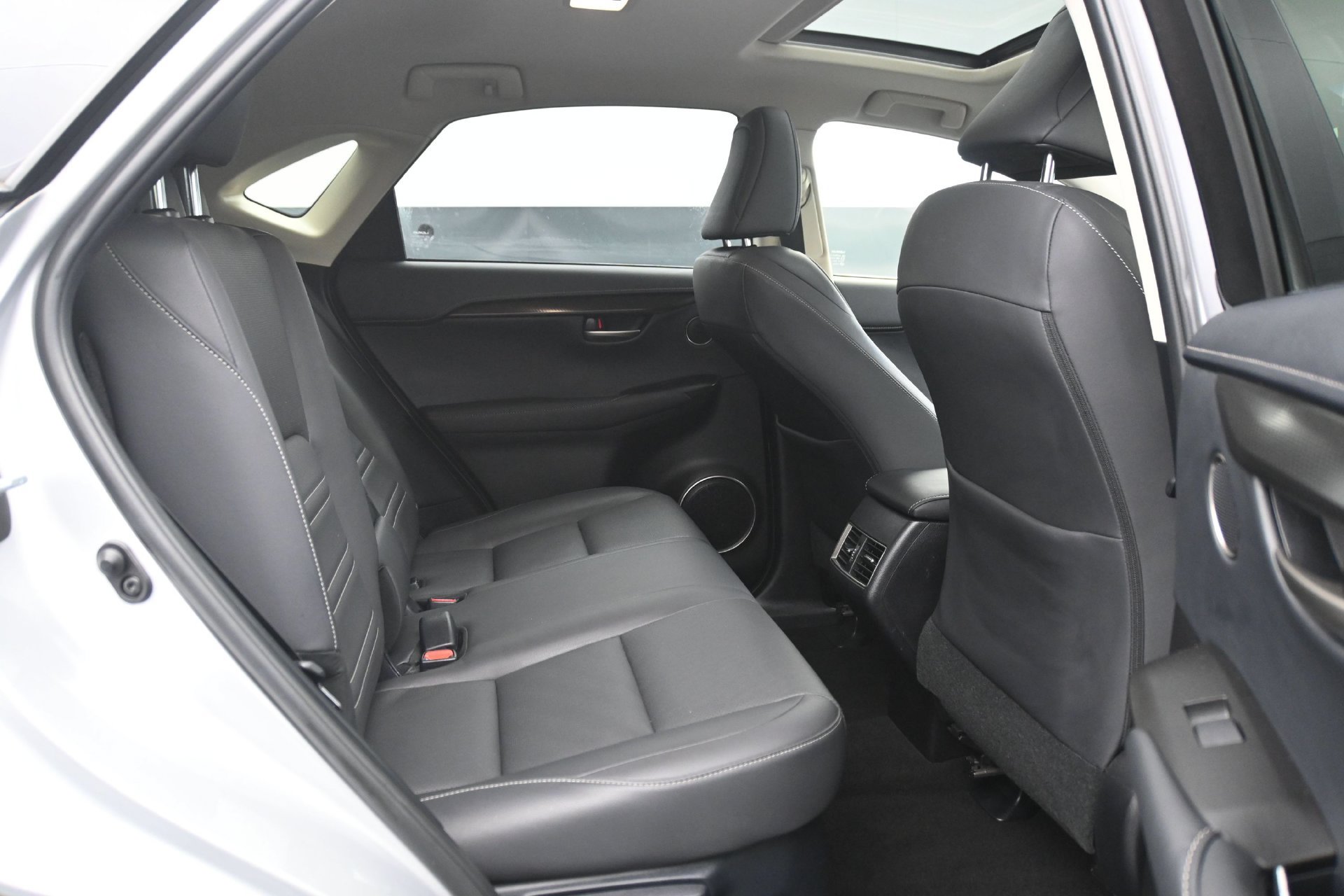 Used 2015 Lexus NX 200t AWD w/ Premium Package image 14