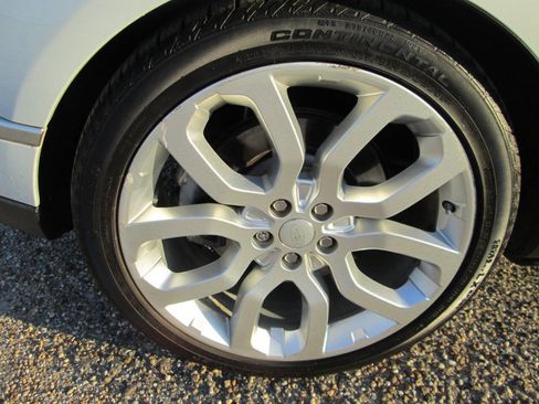 Used 2016 Land Rover Range Rover Long Wheelbase Supercharged image 35