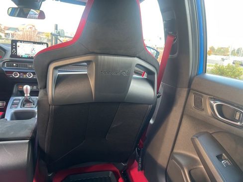 Used 2025 Honda Civic Type R image 32