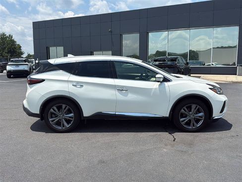 Used 2019 Nissan Murano Platinum w/ Cargo Package AWD/4WD image 11