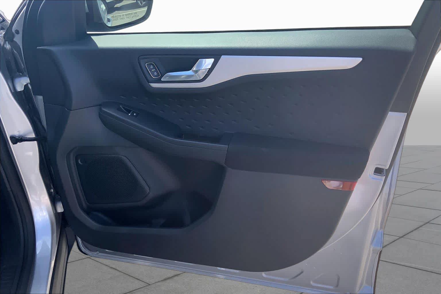 Certified 2020 Ford Escape SE FWD image 23