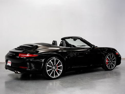 Used 2014 Porsche 911 Carrera S RWD image 3