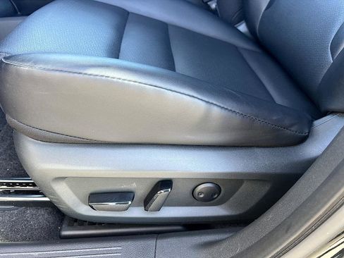 Certified 2023 Nissan Rogue SV w/ SV Premium Package image 22