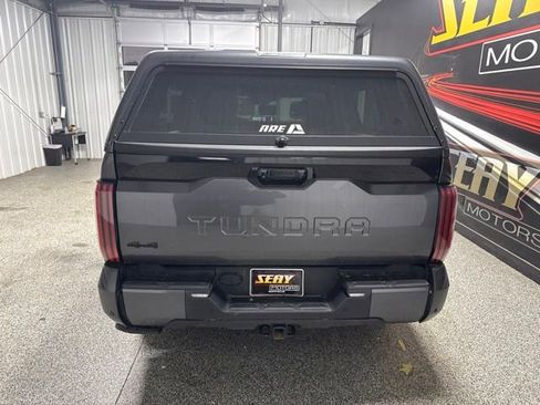 Used 2023 Toyota Tundra Platinum AWD/4WD image 12