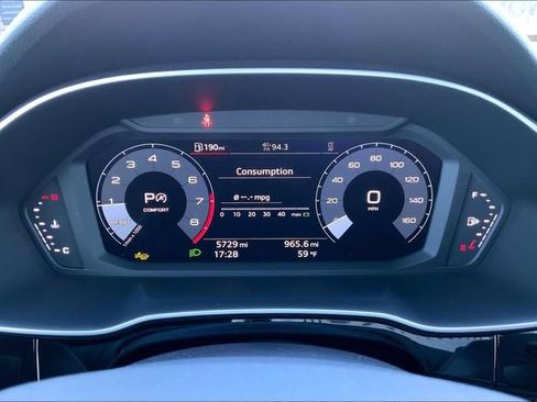 Certified 2025 Audi Q3 2.0T Premium w/ Convenience Package image 23