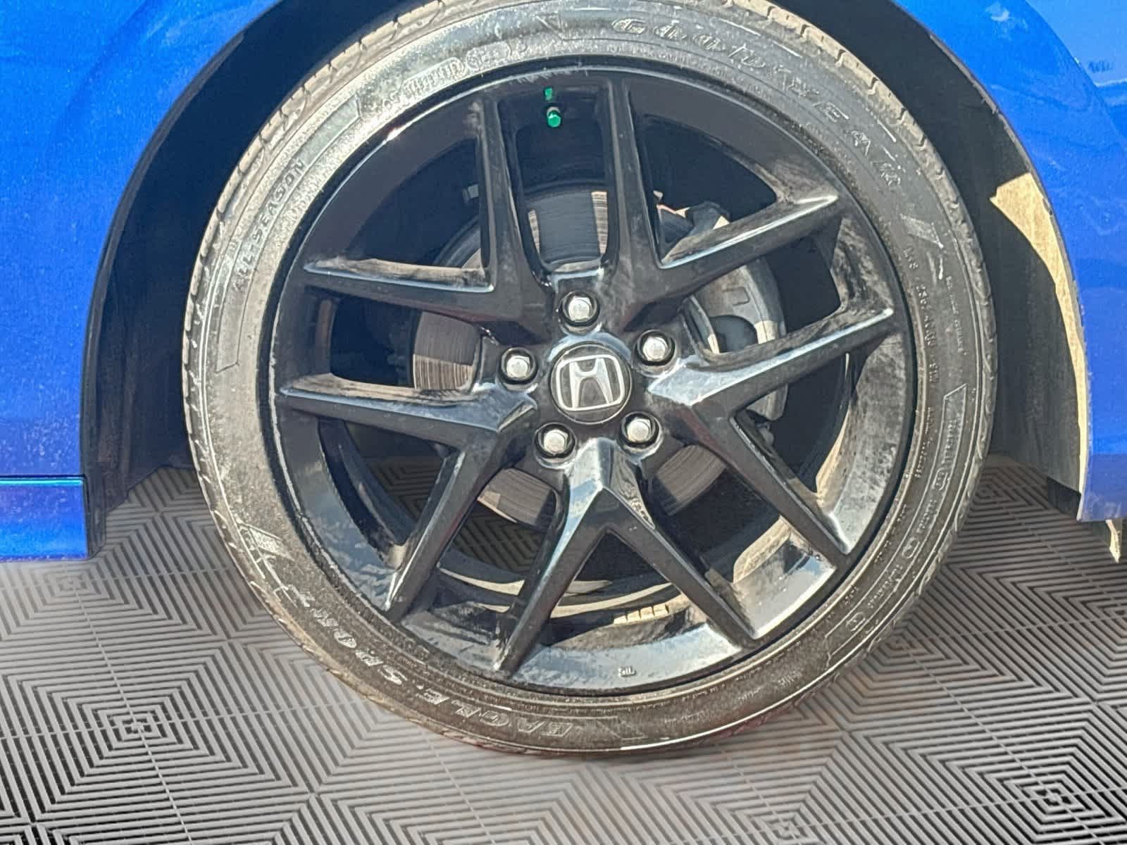 Used 2023 Honda Civic Sport image 30