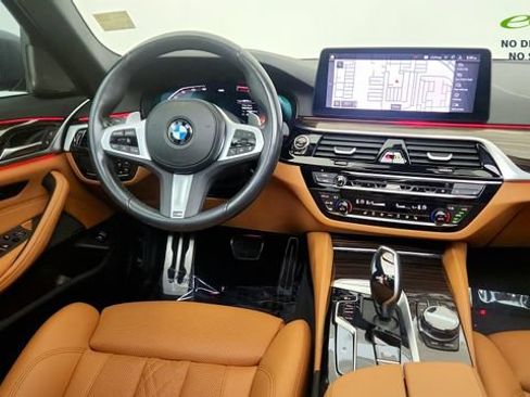 Used 2023 BMW 530i w/ Executive Package RWD image 51