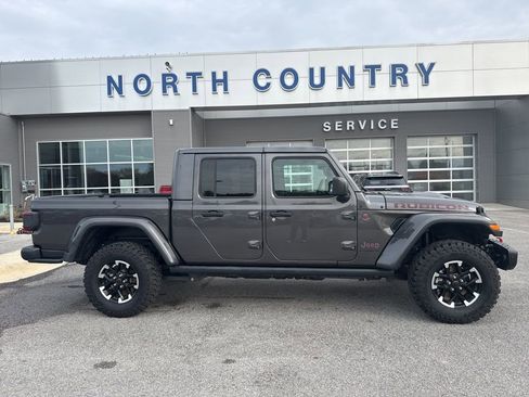 Used 2024 Jeep Gladiator Rubicon image 1