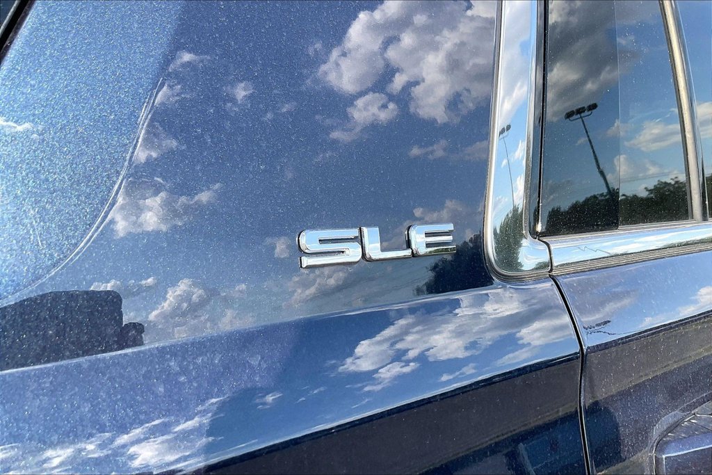 Used 2017 GMC Yukon SLE AWD/4WD image 11