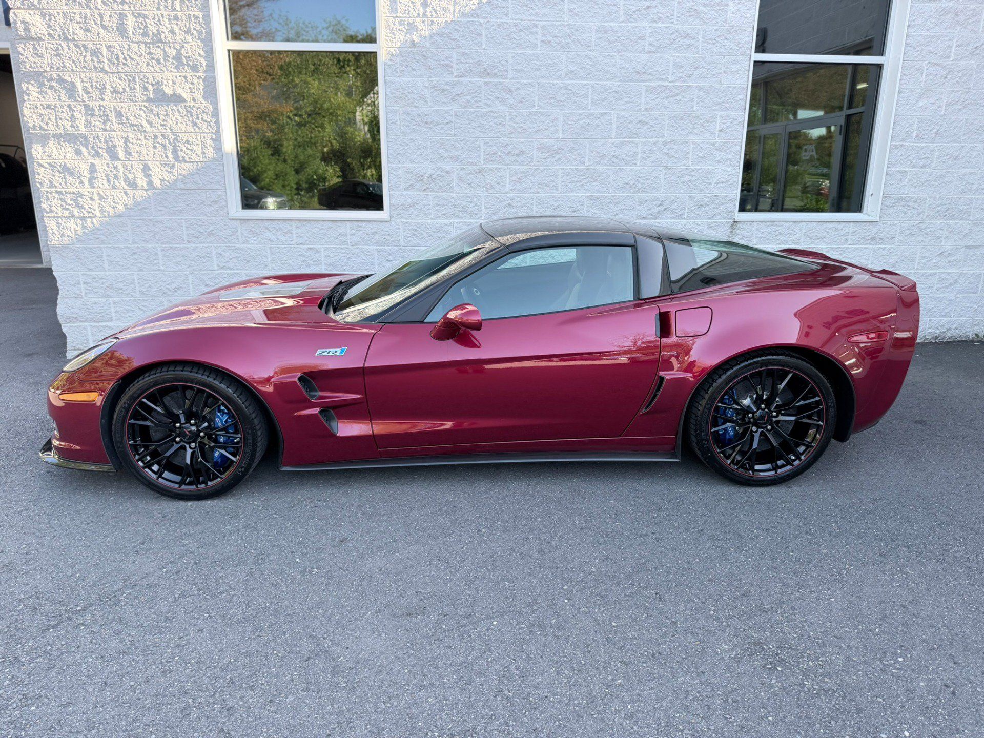 Used 2013 Chevrolet Corvette ZR1 w/ 3ZR Preferred Equipment Group RWD image 20