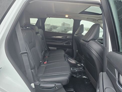 New 2026 INFINITI QX60 Luxe w/ Cargo Package image 13