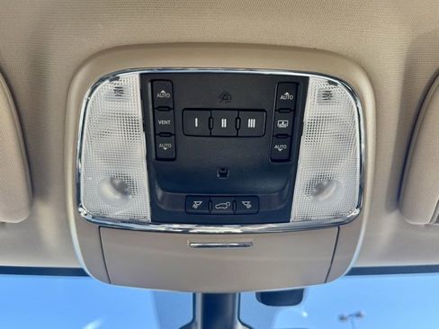 Used 2018 Jeep Grand Cherokee Limited w/ Luxury Group II image 26