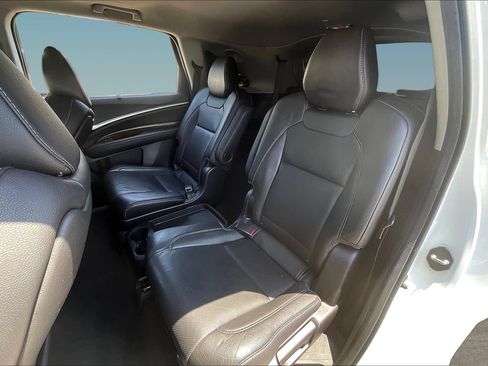 Used 2019 Acura MDX w/ Technology & Entertainment AWD/4WD image 21
