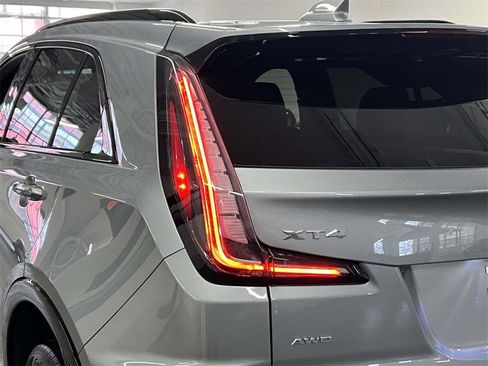 Certified 2024 Cadillac XT4 Sport w/ Cold Weather Package image 7