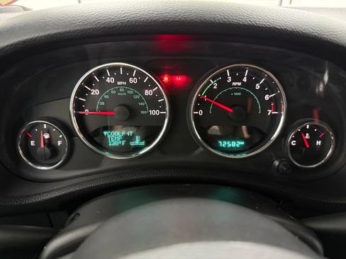 Used 2016 Jeep Wrangler Unlimited Sport AWD/4WD image 15